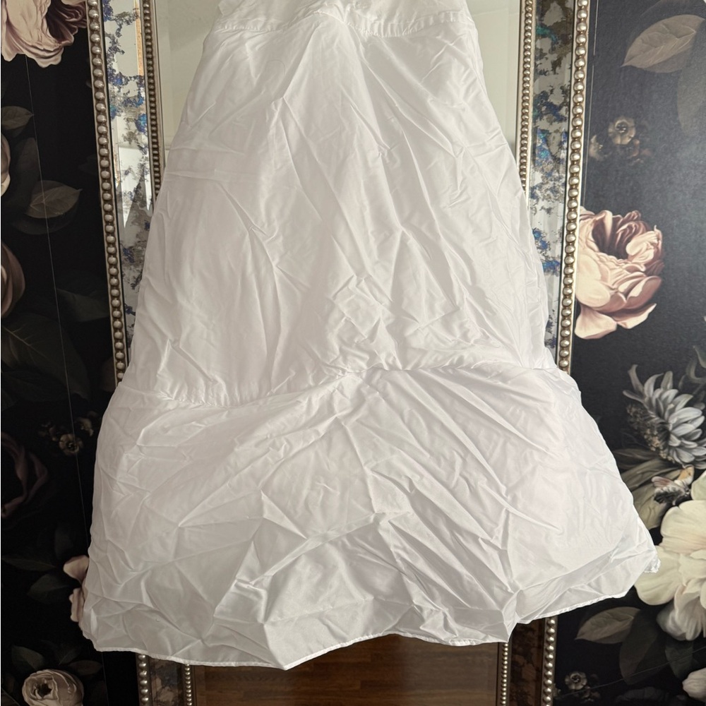 David's Bridal Classic White petticoat